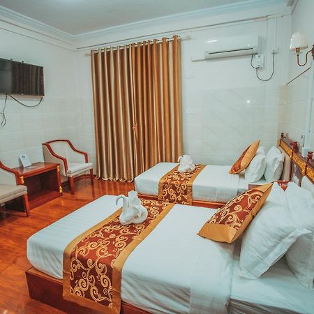 Amber Palace Hotel Myitkyinā Buitenkant foto