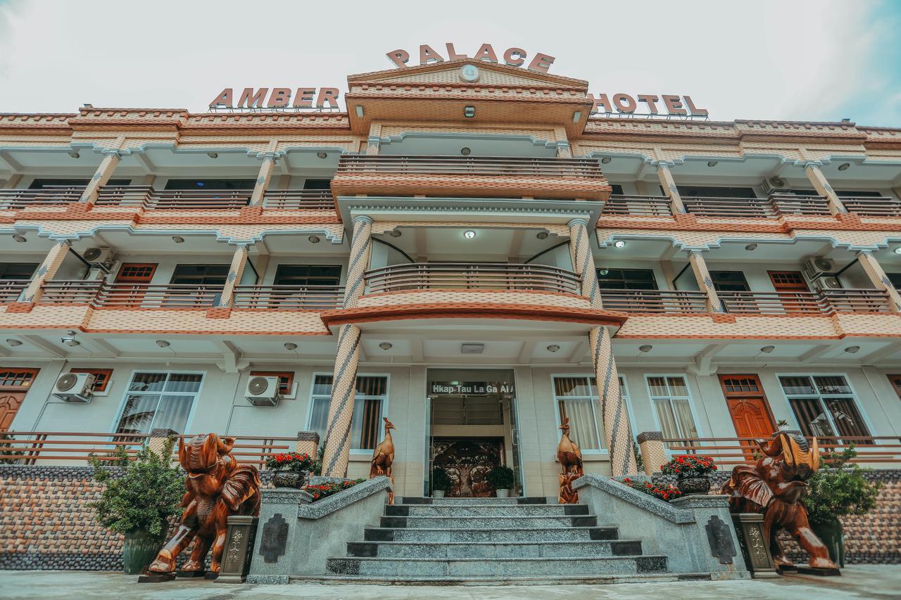 Amber Palace Hotel Myitkyinā Buitenkant foto