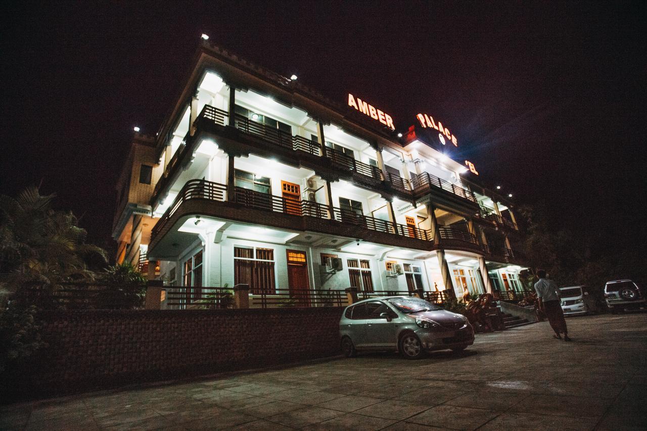 Amber Palace Hotel Myitkyinā Buitenkant foto