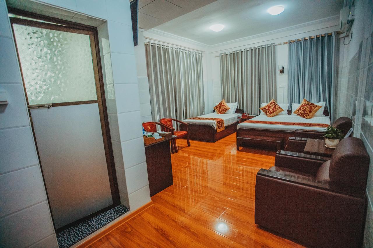 Amber Palace Hotel Myitkyinā Buitenkant foto